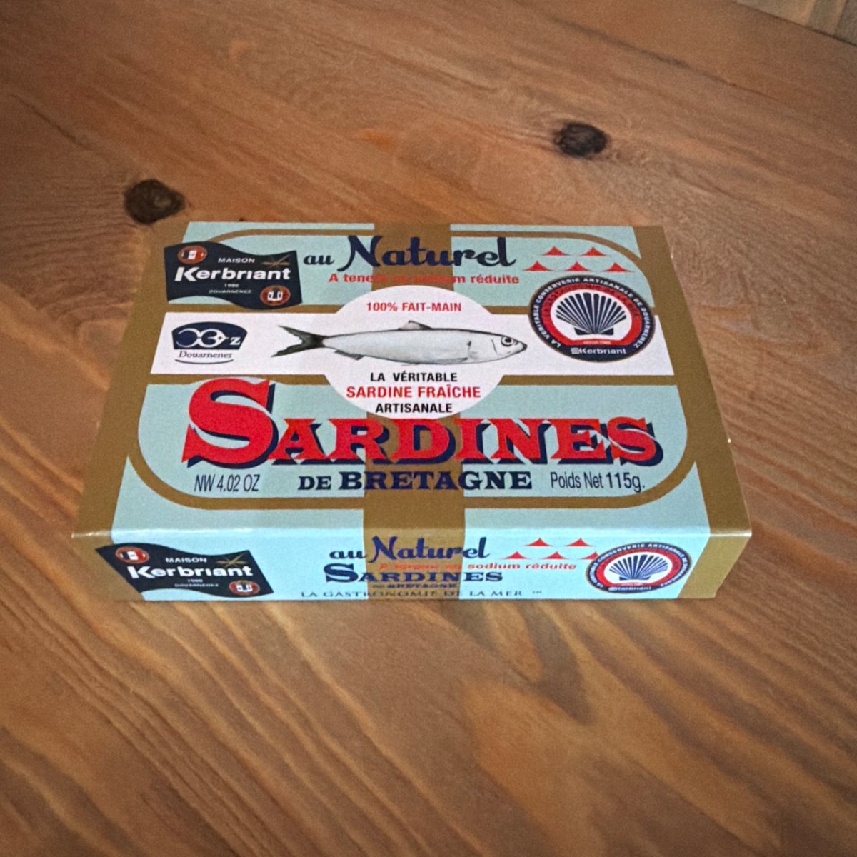 Sardines de Bretagne au naturel — produit artisanal du terroir français, Origine France