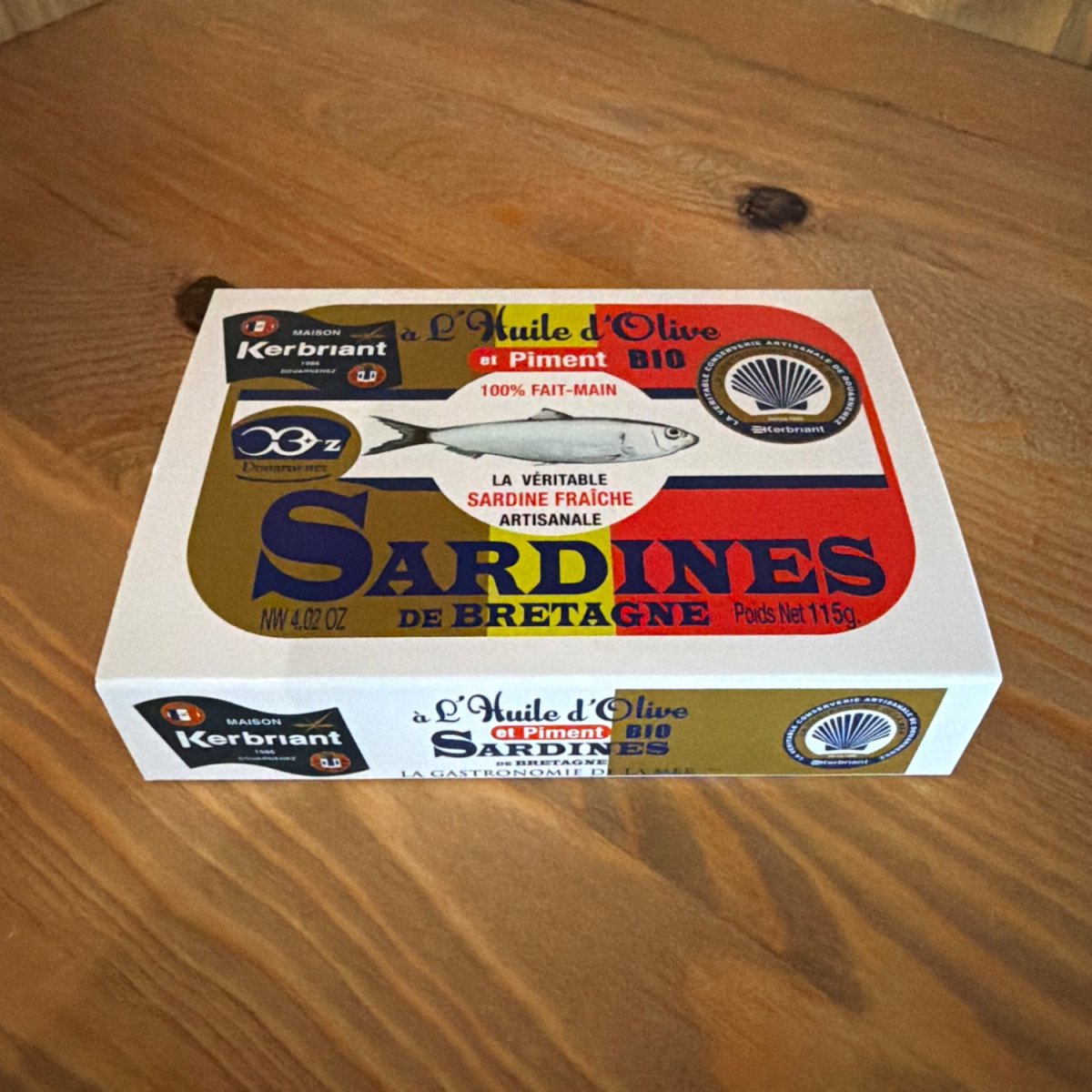 Sardines de Bretagne à l'huile d'olive et piment bio — produit artisanal du terroir français, Origine France